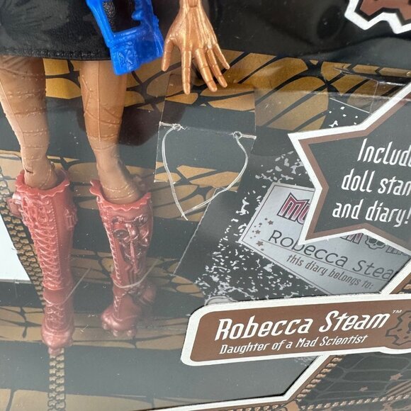 NIB Monster High Doll Robecca Steam First Wave Daughter of Mad Scientist - Picture 7 of 16